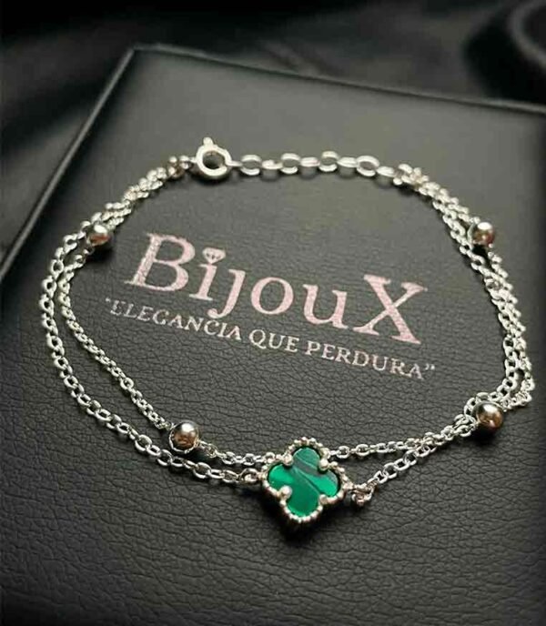 Pulsera en plata doble trébol