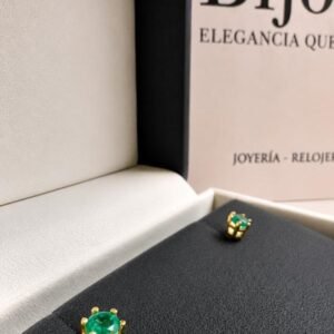Topo oro 18k rosca esmeraldas 2,5 Y 3 mm