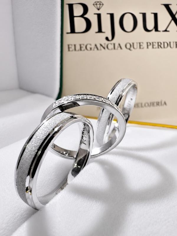 Argollas plata bañadas en oro blanco